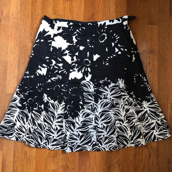 ✨LAST CHANCE✨ Coldwater Creek Black White Patterned Skirt - Picture 7 of 7